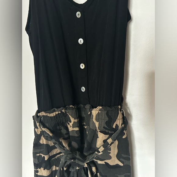 Romper size XL - Picture 3 of 5